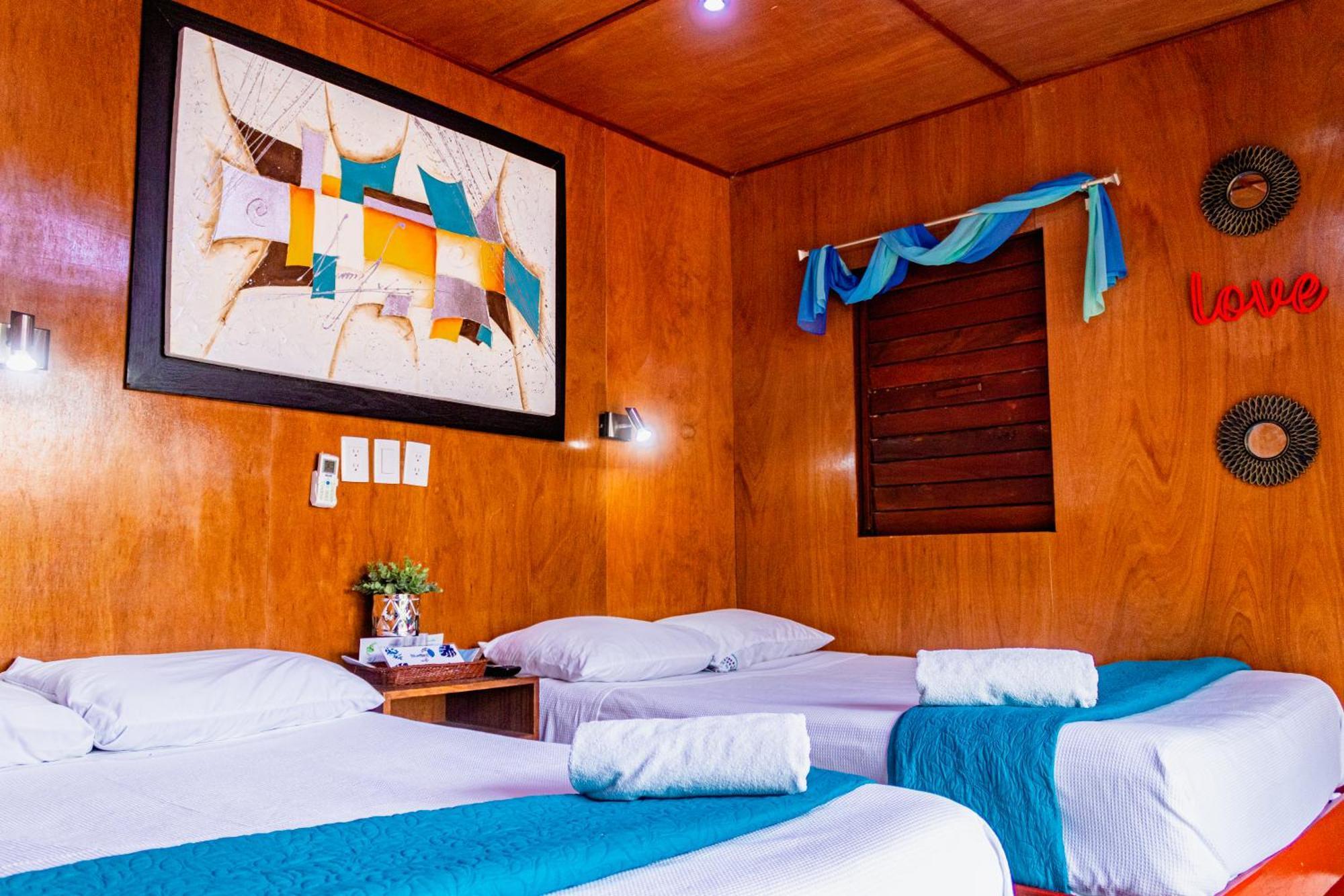 Blue Bird Hotel Bacalar Quarto foto