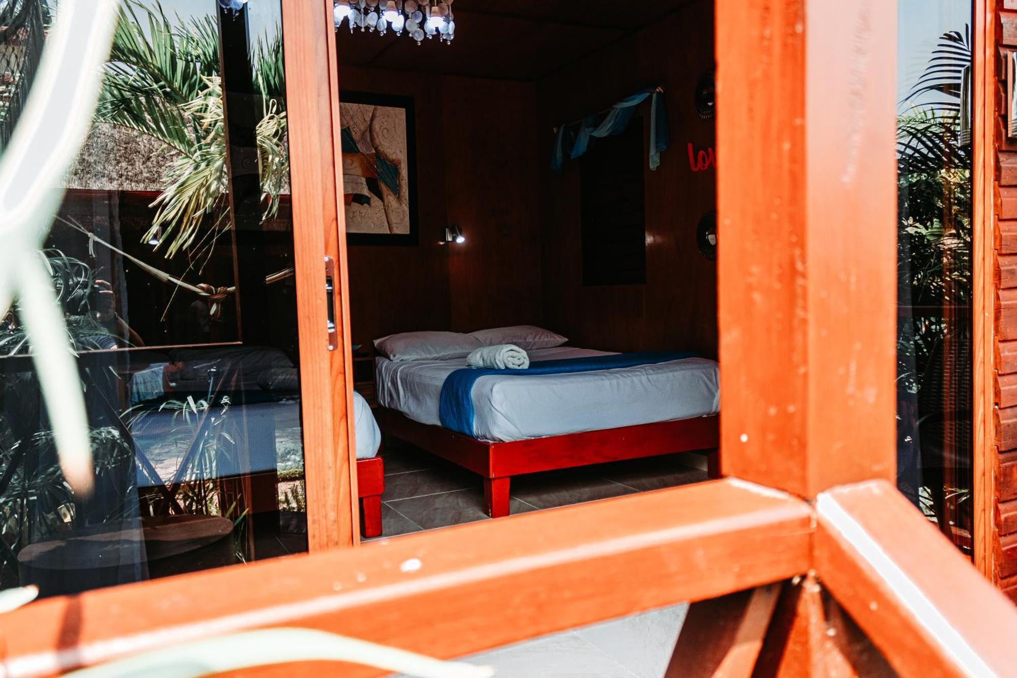 Blue Bird Hotel Bacalar Quarto foto